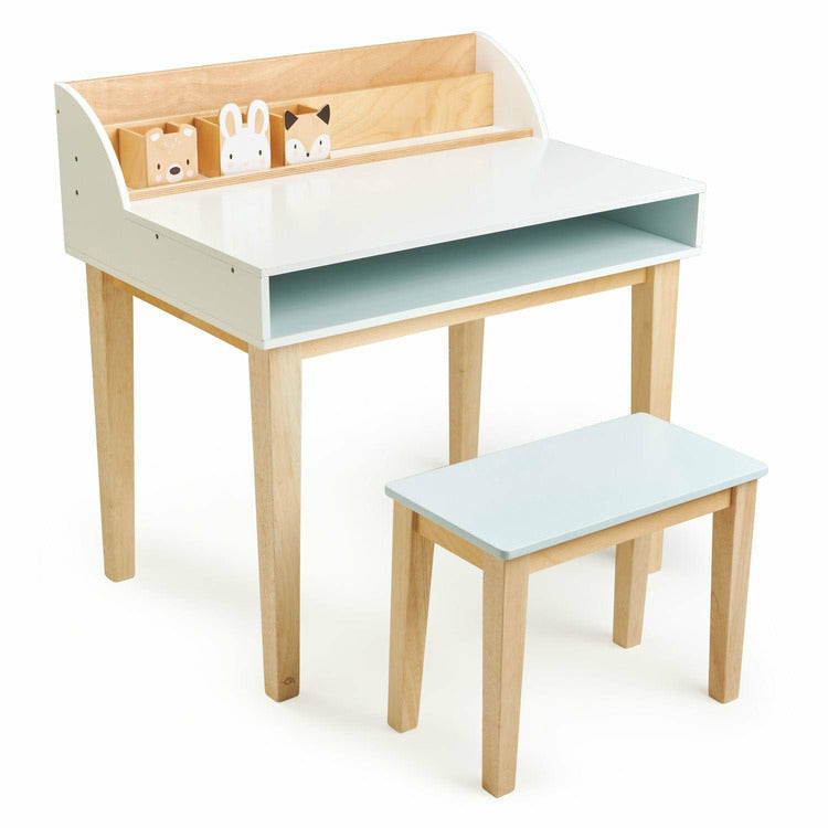 Wooden-Desk-and-Chair-Room-Decor-21720853217367
